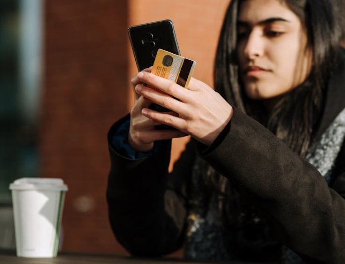 Best UK Rewards Credit Cards 2026