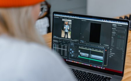 Best Platforms to Sell Your Photos and Videos as a Student