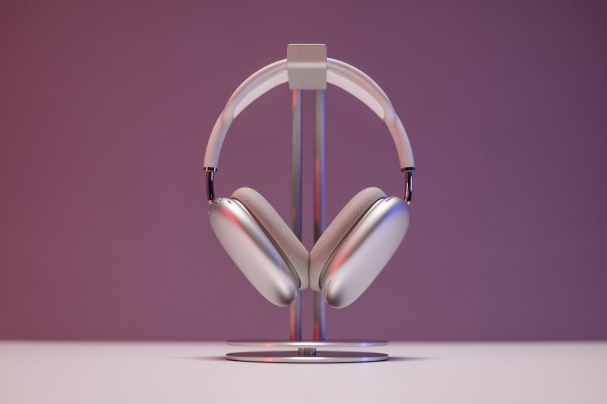 Best Noise-Cancelling Headphones for Studying in 2026