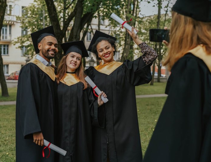 Graduation season is almost here: How to apply for the UK Post-Study Work Visa in 2026
