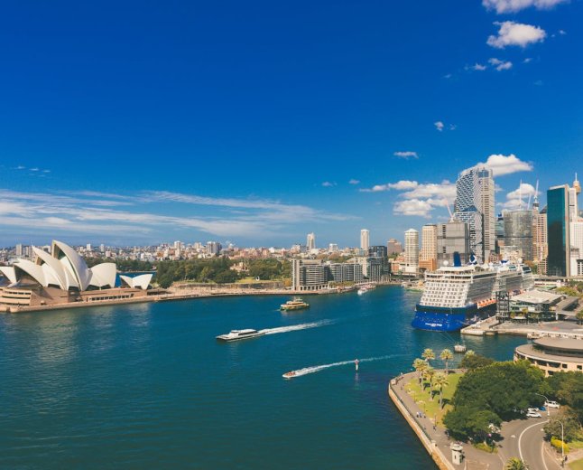 Australia Freezes New Applications from Private Colleges Seeking to Offer Courses to International Students