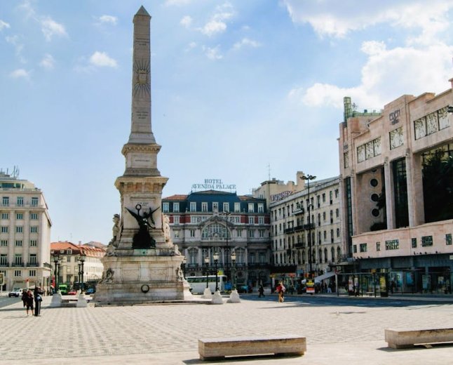 Study in Portugal and Start a Business: Why Lisbon Is Ideal for Student Entrepreneurs