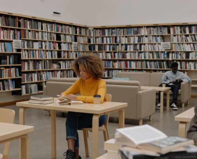 When Do University Intakes Start? UK, EU, USA & Canada Guide